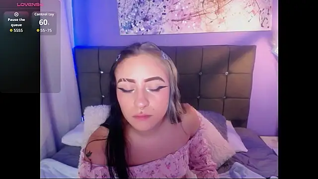 Snapshot of melodygirl2__ chatting on 17, 3, 2026 melodygirl2 online show from 17, 3, 2026