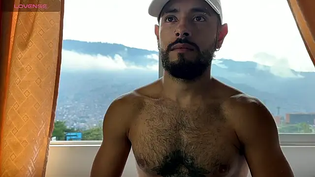 Snapshot of Mateobaer_ chatting on 11, 4, 2026 Mateobaer online show from 11, 4, 2026