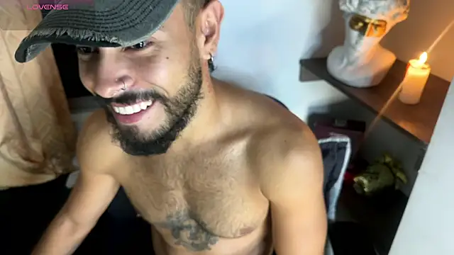 Snapshot of Mateobaer_ chatting on 20, 4, 2026 Mateobaer online show from 20, 4, 2026