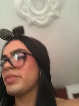 Snapshot of Kitty_Cruz_Love chatting on 12, 4, 2026 Kitty Cruz Love online show from 12, 4, 2026