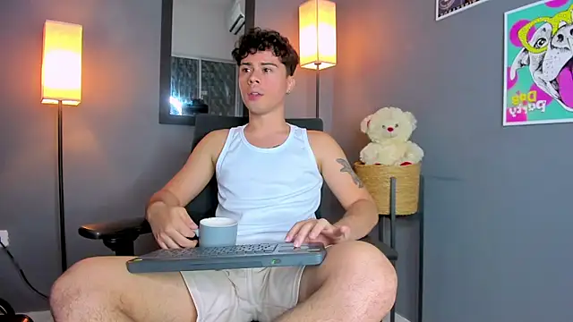 Snapshot of Soft_Temptationxx chatting on 22, 3, 2026 Soft Temptationxx online show from 22, 3, 2026