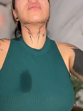 Snapshot of CarolQueen1_ chatting on 25, 3, 2026 CarolQueen1 online show from 25, 3, 2026