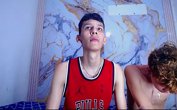 Snapshot of Desire_Boys1 chatting on 21, 4, 2026 Desire Boys1 online show from 21, 4, 2026