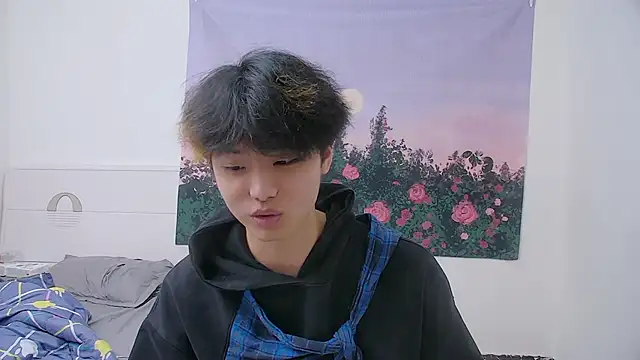 Snapshot of icecream-002 chatting on 11, 4, 2026 icecream-002 online show from 11, 4, 2026