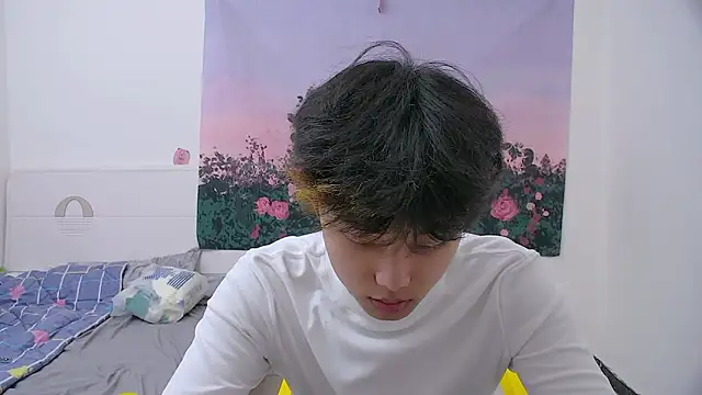 Snapshot of icecream-002 chatting on 18, 4, 2026 icecream-002 online show from 18, 4, 2026