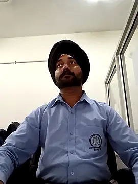 Snapshot of Parm_randhawa chatting on 27, 4, 2026 Parm randhawa online show from 27, 4, 2026