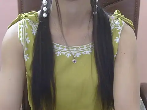 Snapshot of Lovely_Ananta chatting on 17, 4, 2026 Lovely Ananta online show from 17, 4, 2026