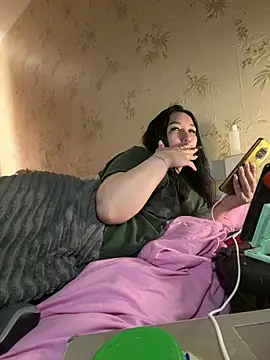 Snapshot of Besthot_2026 chatting on 22, 4, 2026 Besthot 2026 online show from 22, 4, 2026