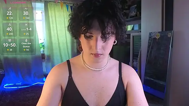 Snapshot of AdrianChill chatting on 27, 4, 2026 AdrianChill online show from 27, 4, 2026