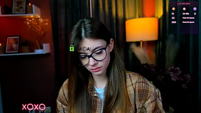 Snapshot of mia_bamby1 chatting on 14, 4, 2026 mia bamby1 online show from 14, 4, 2026
