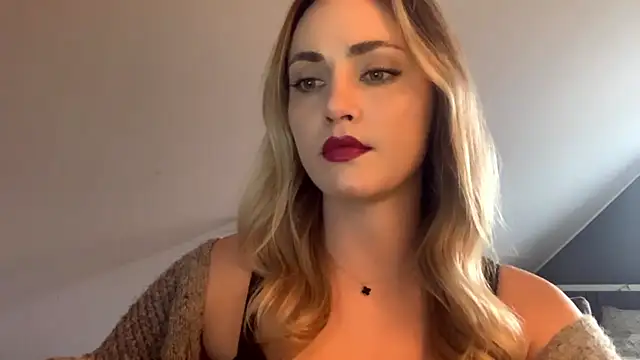 Snapshot of ScarlettSensitive chatting on 25, 3, 2026 ScarlettSensitive online show from 25, 3, 2026