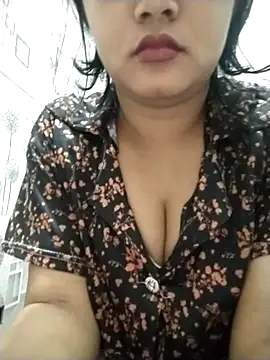Snapshot of Chandrika_Yadav chatting on 3, 4, 2026 Chandrika Yadav online show from 3, 4, 2026