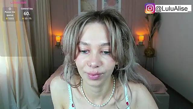 Snapshot of LuluAlis chatting on 3, 4, 2026 LuluAlis online show from 3, 4, 2026