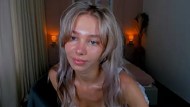 Snapshot of LuluAlis chatting on 18, 5, 2026 LuluAlis online show from 18, 5, 2026