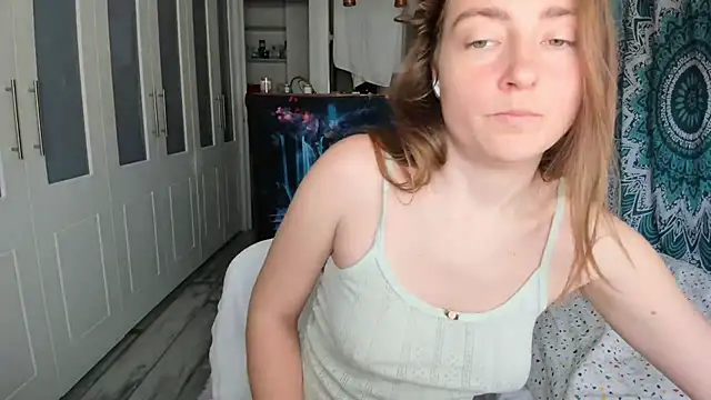 Snapshot of LiaSasha chatting on 25, 4, 2026 LiaSasha online show from 25, 4, 2026