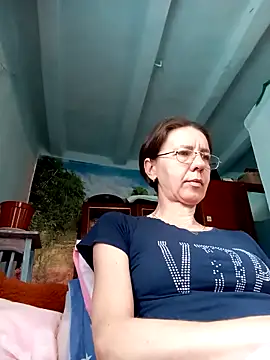 Snapshot of Tania9876 chatting on 12, 4, 2026 Tania9876 online show from 12, 4, 2026