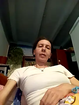 Snapshot of Tania9876 chatting on 13, 4, 2026 Tania9876 online show from 13, 4, 2026