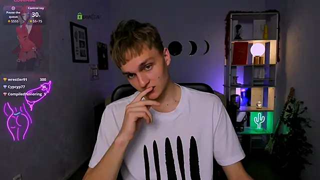 Snapshot of john_lik chatting on 3, 5, 2026 john lik online show from 3, 5, 2026