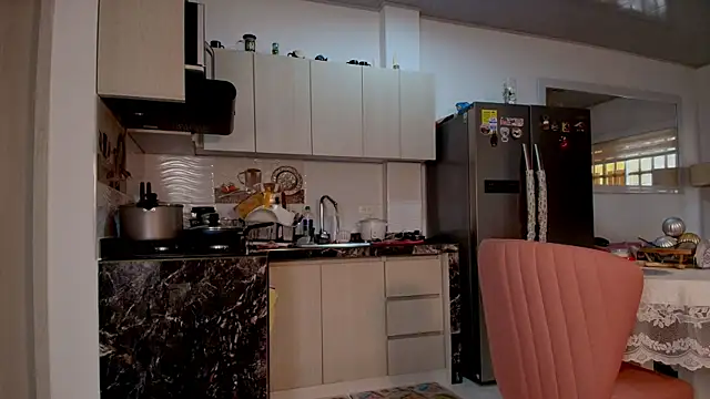 Snapshot of Serafina_del_Mar__ chatting on 28, 4, 2026 Serafina del Mar online show from 28, 4, 2026