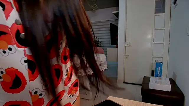 Snapshot of Serafina_del_Mar__ chatting on 6, 5, 2026 Serafina del Mar online show from 6, 5, 2026
