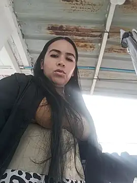 Karla  Morrison online show from 22, 6, 2026