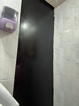 Snapshot of nami_rosee chatting on 10, 3, 2026 nami rosee online show from 10, 3, 2026