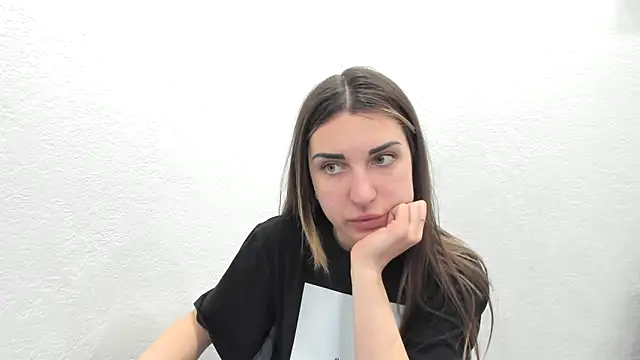 Snapshot of summmmersky1 chatting on 13, 3, 2026 summmmersky1 online show from 13, 3, 2026