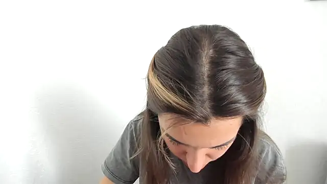 Snapshot of summmmersky1 chatting on 16, 3, 2026 summmmersky1 online show from 16, 3, 2026