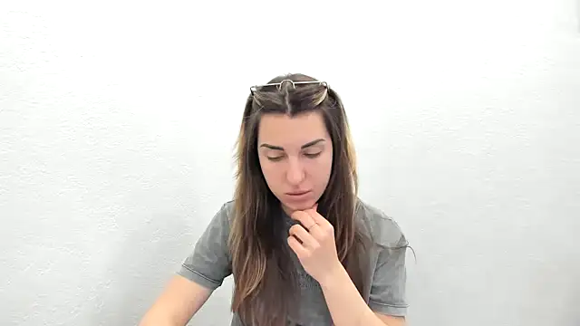 Snapshot of summmmersky1 chatting on 18, 3, 2026 summmmersky1 online show from 18, 3, 2026