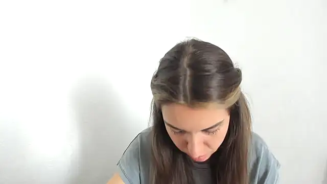 Snapshot of summmmersky1 chatting on 28, 3, 2026 summmmersky1 online show from 28, 3, 2026