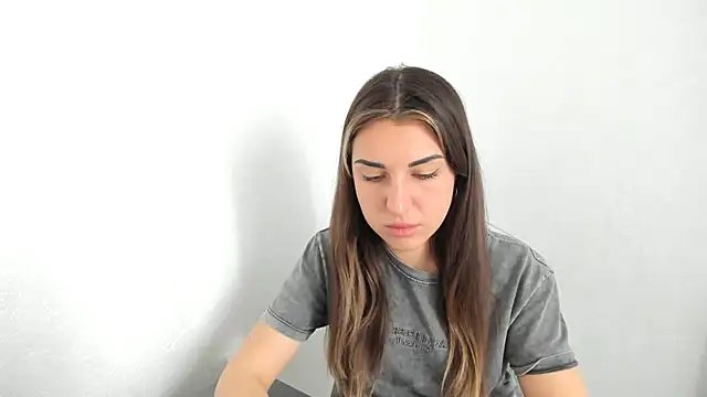 Snapshot of summmmersky1 chatting on 29, 3, 2026 summmmersky1 online show from 29, 3, 2026