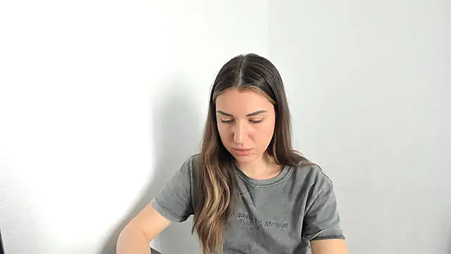 Snapshot of summmmersky1 chatting on 30, 3, 2026 summmmersky1 online show from 30, 3, 2026