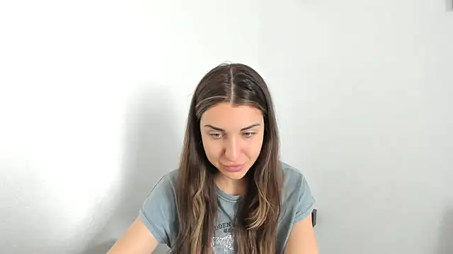 Snapshot of summmmersky1 chatting on 9, 4, 2026 summmmersky1 online show from 9, 4, 2026