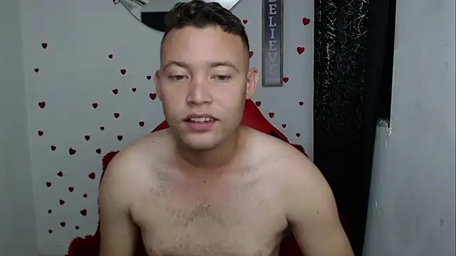 Snapshot of sven_fox723 chatting on 24, 3, 2026 sven fox723 online show from 24, 3, 2026