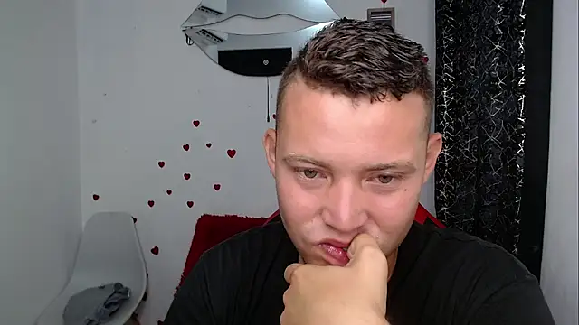 Snapshot of sven_fox723 chatting on 29, 3, 2026 sven fox723 online show from 29, 3, 2026