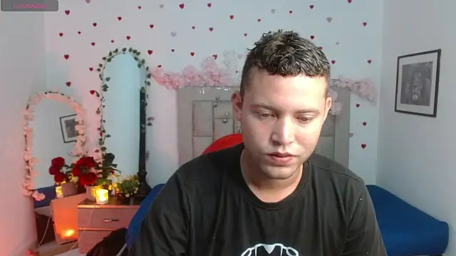 Snapshot of sven_fox723 chatting on 6, 4, 2026 sven fox723 online show from 6, 4, 2026