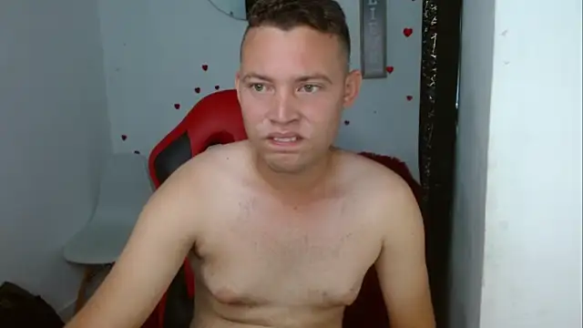 Snapshot of sven_fox723 chatting on 13, 4, 2026 sven fox723 online show from 13, 4, 2026