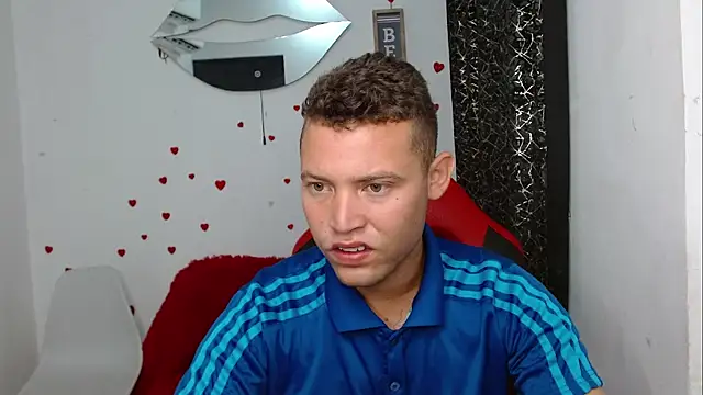 Snapshot of sven_fox723 chatting on 19, 4, 2026 sven fox723 online show from 19, 4, 2026