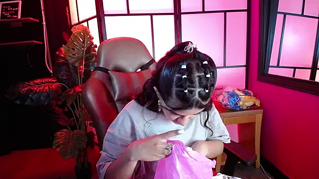 Snapshot of Catalina_soul chatting on 7, 4, 2026 Catalina soul online show from 7, 4, 2026