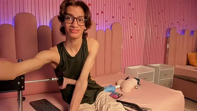 Snapshot of willturneer chatting on 5, 4, 2026 willturneer online show from 5, 4, 2026