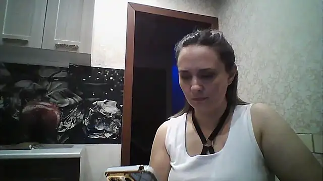 Snapshot of Alisa07qw chatting on 28, 3, 2026 Alisa07qw online show from 28, 3, 2026