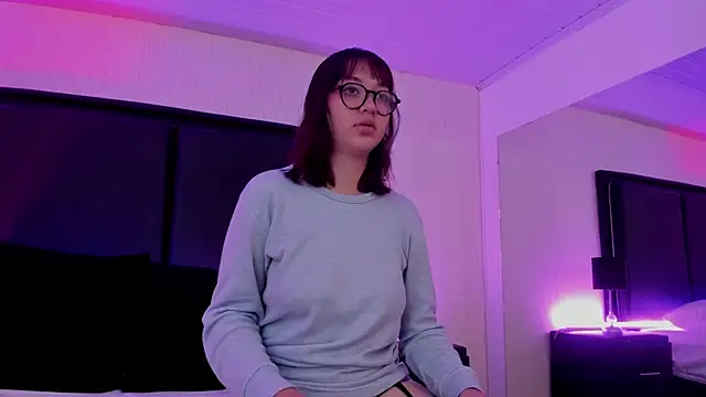 Snapshot of LilithBluum chatting on 24, 4, 2026 LilithBluum online show from 24, 4, 2026