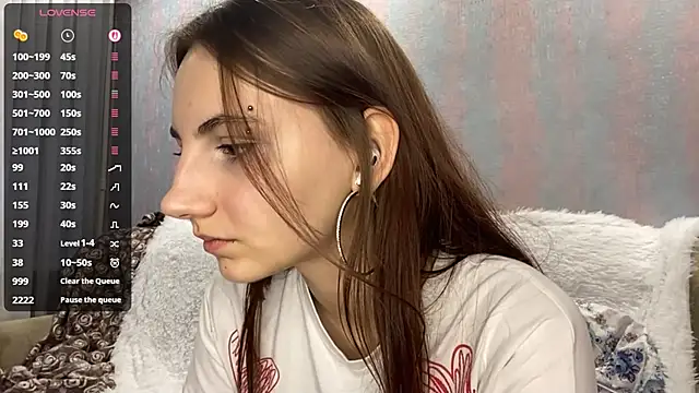 Snapshot of AlisaBloom chatting on 17, 4, 2026 AlisaBloom online show from 17, 4, 2026