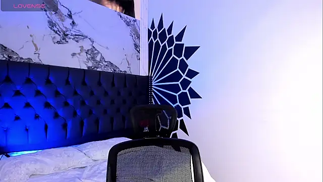 Snapshot of NicoKinggs_ chatting on 20, 4, 2026 NicoKinggs online show from 20, 4, 2026