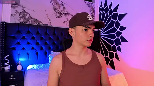 Snapshot of NicoKinggs_ chatting on 27, 4, 2026 NicoKinggs online show from 27, 4, 2026