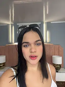 Snapshot of Bella-Ferrer chatting on 29, 3, 2026 Bella-Ferrer online show from 29, 3, 2026