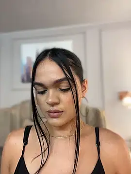 Snapshot of Bella-Ferrer chatting on 21, 4, 2026 Bella-Ferrer online show from 21, 4, 2026