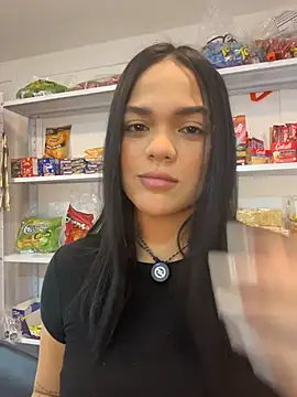 Snapshot of Bella-Ferrer chatting on 25, 6, 2026 Bella-Ferrer online show from 25, 6, 2026