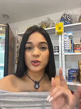 Snapshot of Bella-Ferrer chatting on 30, 6, 2026 Bella-Ferrer online show from 30, 6, 2026