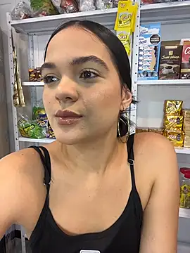 Snapshot of Bella-Ferrer chatting on 9, 7, 2026 Bella-Ferrer online show from 9, 7, 2026